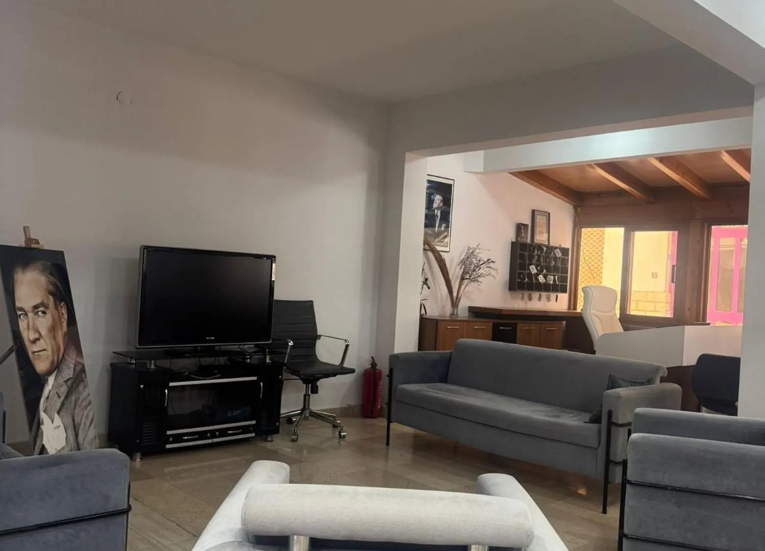 Eren Otel Çeşme Hotel